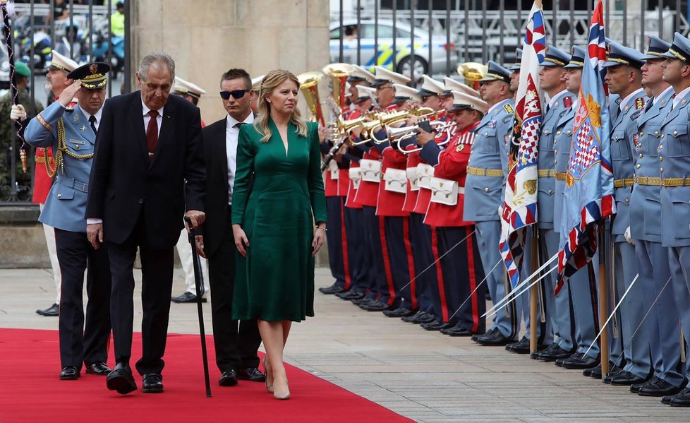 Čaputová blahopřála Zemanovi k státnímu svátku