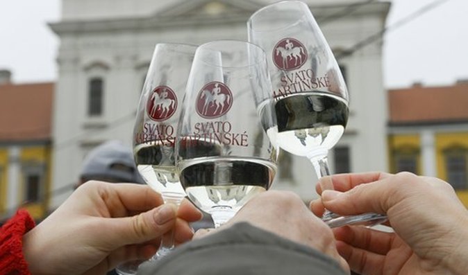 Na svatomartinských akcích můžete ochutnat první letošní vína