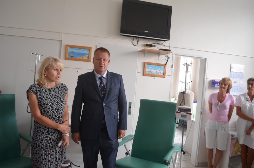 Ministr zdravotnictví na návštěvě chomutovské nemocnice