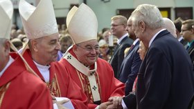 Miloš Zeman se svatováclavské pouti zúčastnil v roce 2016