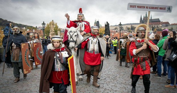 Svatý Martin přijede na Karlův most.