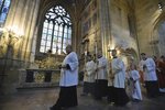 Pražský arcibiskup, kardinál Dominik Duka vyzval v souvislosti s uprchlickou krizí k tomu, aby lidé v rozumné věcnosti a soucitu usilovali o nastolení míru.