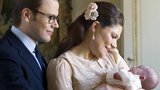 První oficiální focení švédské princezničky: Rodiče ji vzali na zámek