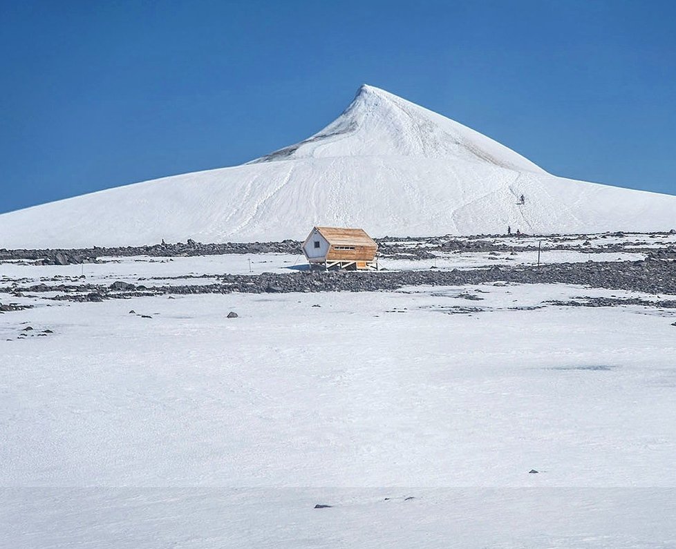 Ve Švédsku roztála ledová špička hory Kebnekaise a ztratila titul nejvyšší hora země