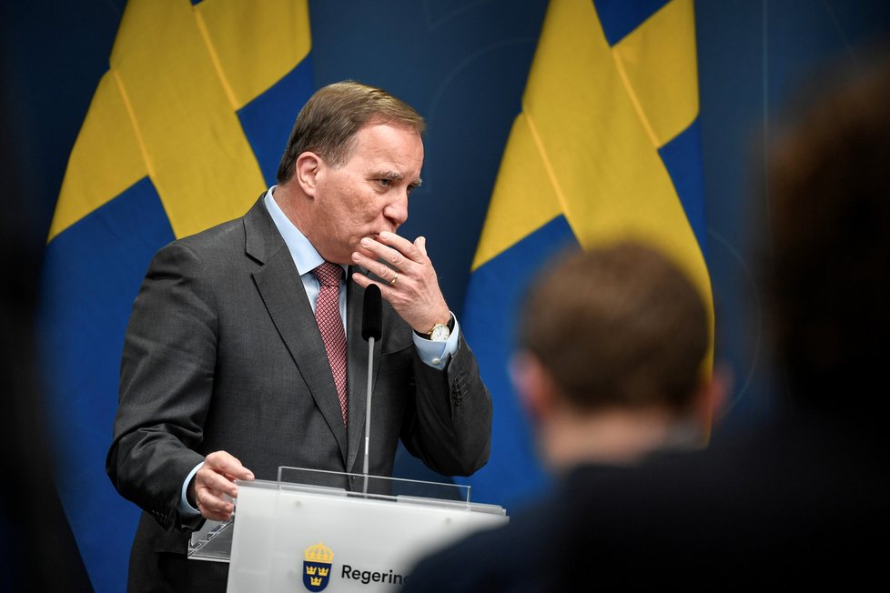 Koronavirus ve Švédsku: premiér Stefan Löfven na tiskovce