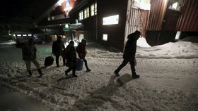 Uprchlíci ve švédském Riksgränsenu: Ubytovali je v horském hotelu.