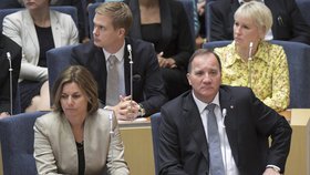 Švédský premiér Stefan Löfven neuspěl, jeho vláda nezískala důvěru (25. 9. 2018).