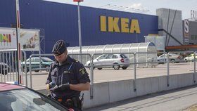 Vražda v IKEA otřásla Švédskem.