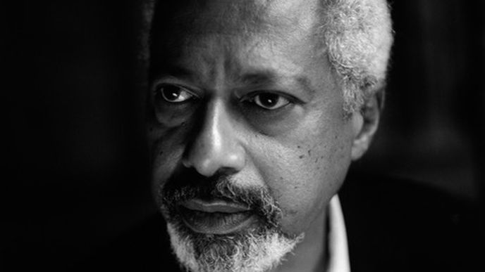 Abdulrazak Gurnah (* 1948), v Zanzibaru narozený spisovatel, který žije od roku 1968 ve Velké Británii Abdulrazak Gurnah (* 1948), v Zanzibaru narozený spisovatel, který žije od roku 1968 ve Velké Británii