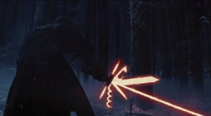 Světelný meč nebo švýcarák?!! Internet se směje Star Wars