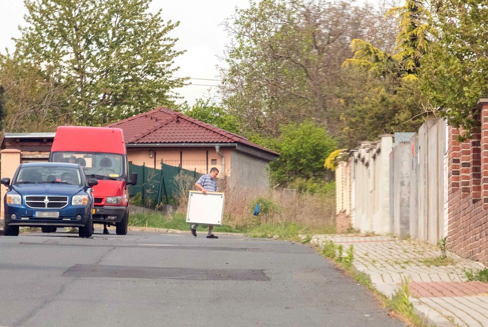 Při stěhování Witowskému pomáhal i moderátorčin syn z prvního manželství.