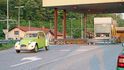 575 km, 06:30, Na hranicích jsme zaznamenali jen krátkou kontrolu 575 km, 06:30, Na hranicích jsme zaznamenali jen krátkou kontrolu