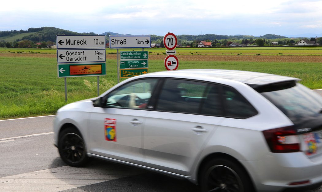 567 km, 05:30, Ihned po odbočení se vydejte na Mureck. Za ním po cedulích Slowenien