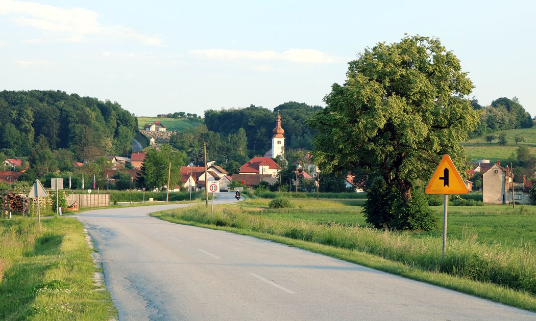 548 km, 06:10, Dále se snažte hledat cedule na Ormož