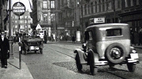 Jak se v Československu rodila pravidla silničního provozu? Šlo to pomalu
