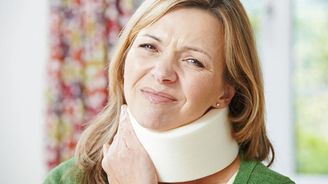 Jak předejít poranění krční páteře při autonehodě? Správně nastavená opěrka je základ! Jak předejít poranění krční páteře při autonehodě? Správně nastavená opěrka je základ!