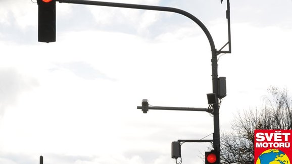 Inteligentní semafory: První je na paškále