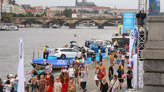 Auta na náplavce 2018: Všeho bude víc!