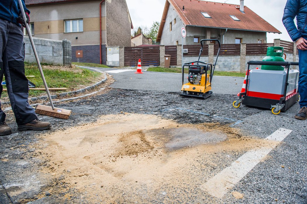 Oprava výtluků