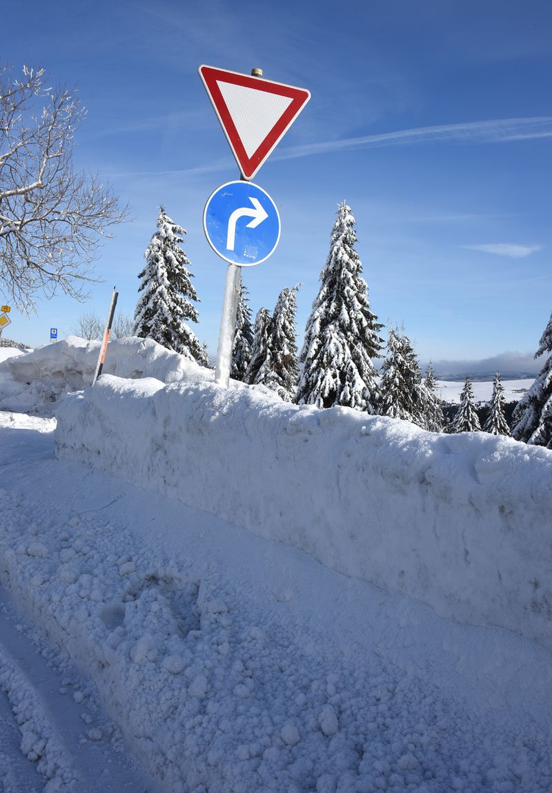 Mýty a pravda o solení silnic: Zase zaspali? Problém hledejte ji