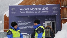 Ve švýcarském letovisku Davos začíná Světové ekonomické fórum. Desítky prezidentů, premiérů a ministrů se budou věnovat aktuálním otázkám světa, mimo jiné budoucnosti kapitalismu nebo kryptoměnám.