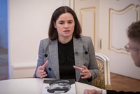Prokurátor žádá pro kritičku Lukašenka 19 let za mřížemi. „Fraška a pomsta režimu,“ říká Cichanouská