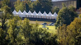 Po střelbě na hudebním večírku ve městě Aarau zemřela jedna žena, pět dalších lidí utrpělo zranění