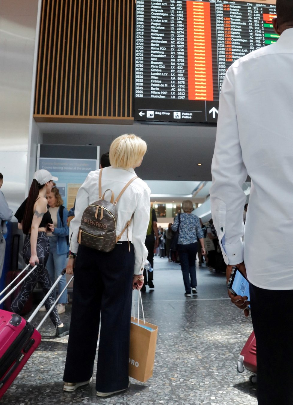 Tabule se zrušenými lety na letišti v Curychu