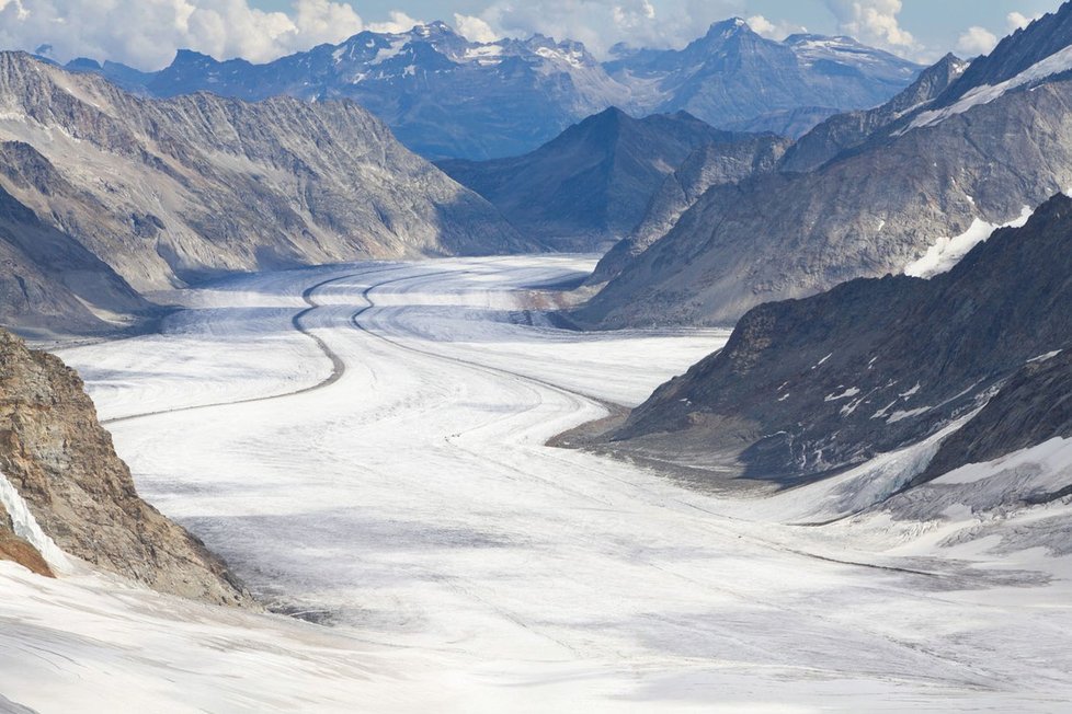 Švýcarům podle vědců hrozí roztátí ledovců: Pohled na ledovec Aletsch z Jungfraujochu.