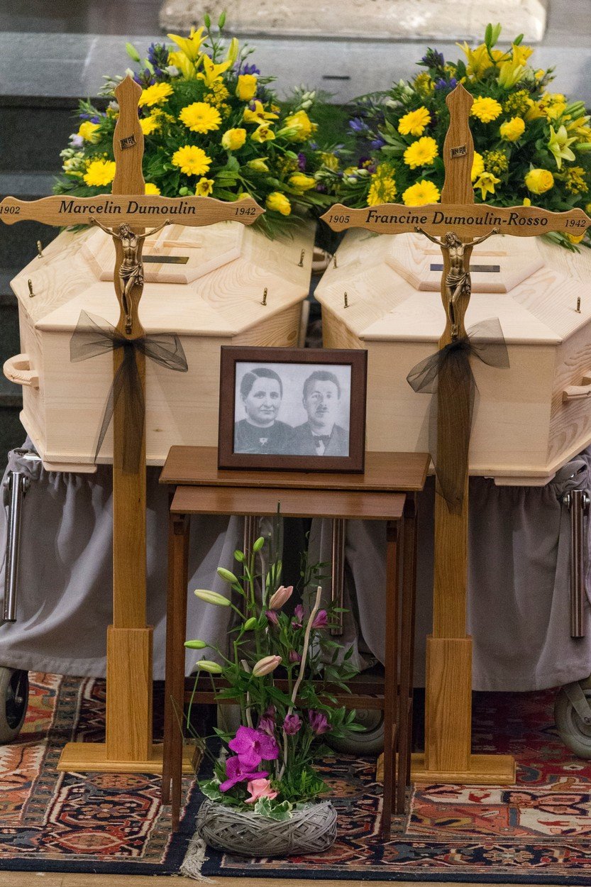 Ve Švýcarsku pohřbili manžele nalezené po 75 letech od zmizení.