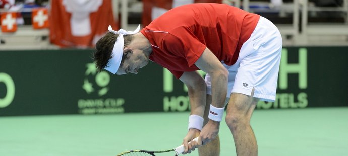 Švýcarský tenista Adrien Bossel smutní, oslabení obhájci Davis Cupu vypadli hned v prvním kole