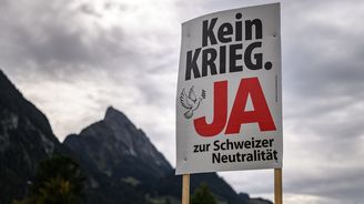 Ve třetí světové válce se nám absolutní neutralita vyplatí, ponouká Švýcary před referendem miliardář Ve třetí světové válce se nám absolutní neutralita vyplatí, ponouká Švýcary před referendem miliardář