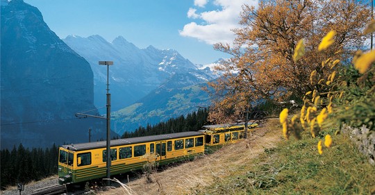 Vlakem kolem horského masivu Eiger aneb Cesta na nejvýše položené nádraží Evropy