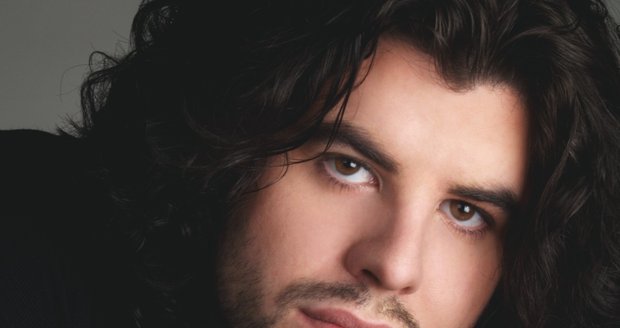 Sage Stallone byl nalezen mrtvý, jednou z variant jeho smrti je, že se předávkoval