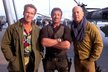Stallone se řadí mezi hollywoodské drsňáky. Na fotce s Schwarzeneggerem a Willisem.