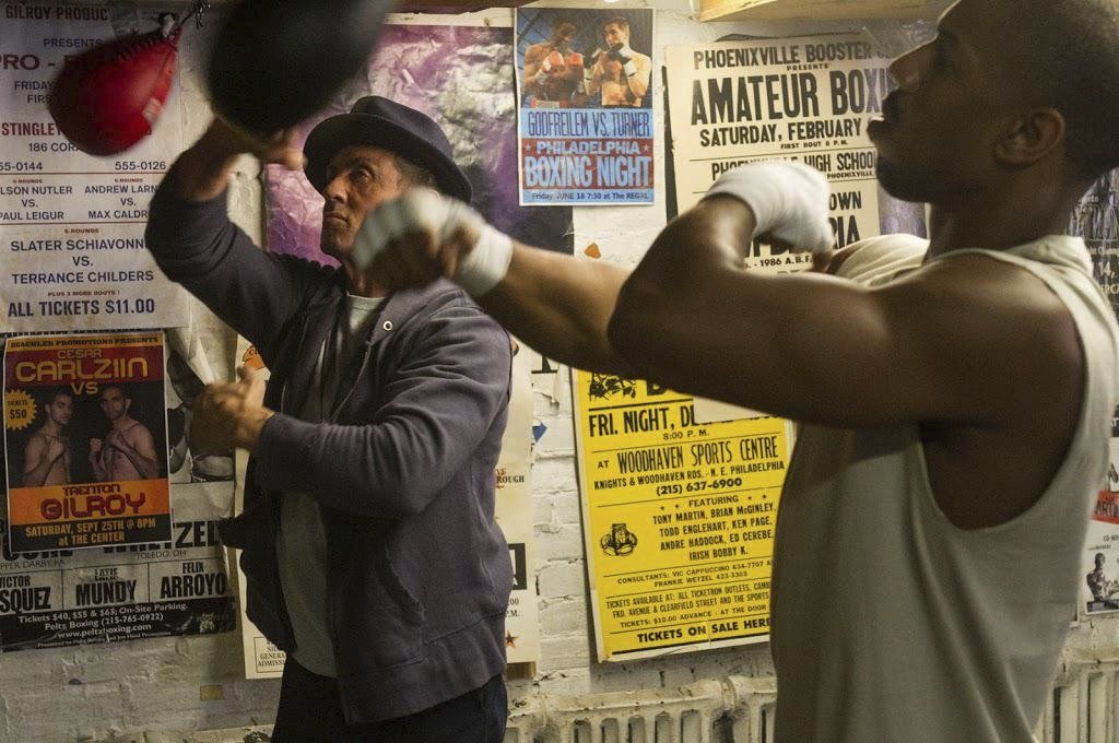 Sylvester Stallone a Michael B. Jordan ve scénce z filmu Creed