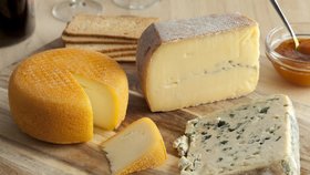 Gorgonzola, pecorino či čedar? Vyznáte se v oblíbených sýrech?