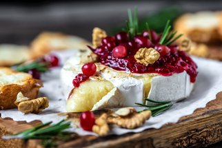 Camembert na grilu: Delikatesa hotová za 15 minut!