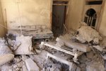 Zničená nemocnice v Aleppu