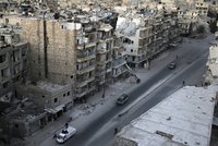 Příměří v Aleppu končí. NATO děsí letadlová loď Rusů ve Středozemním moři