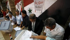 Volby v Sýrii vyhrál prezident Bašár Asad (27. 5. 2021)