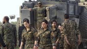 Arabsko-kurdské demokratické síly (SDF) podporované USA oznámily porážku Islámského státu v Baghúzu, posledním území, které ovládal chálífát ISIS