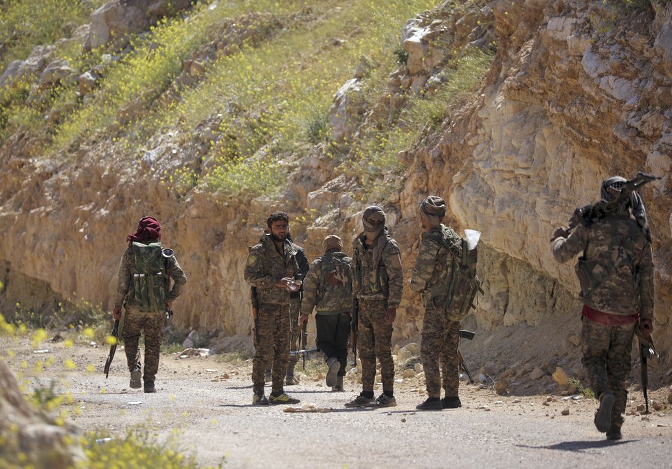 Arabsko-kurdské demokratické síly (SDF) v bojích s ISIS