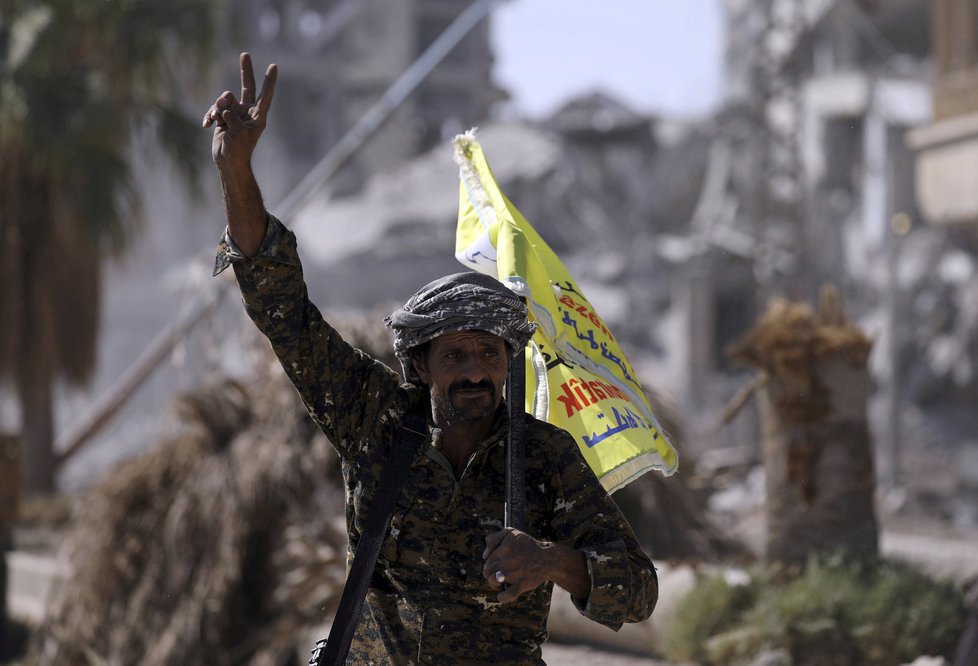 Arabsko-kurdské milice SDF
