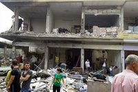 V Sýrii umírali běženci: Bomba při náletu zasáhla uprchlický tábor