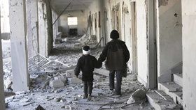 V Sýrii verbují podle organizace Save the Children jako dětské vojáky už osmileté děti.