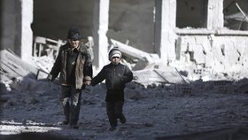 Fotografie organizace Save the Children zachycují děsivý život dětí v Sýrii.