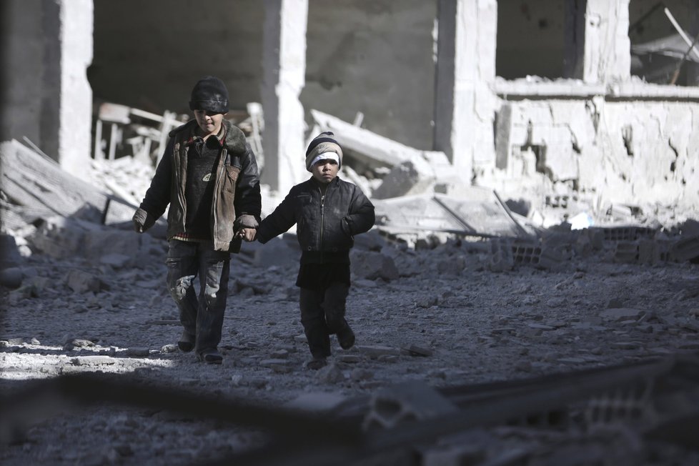 Fotografie organizace Save The Children zachycují děsivý život dětí v Sýrii.