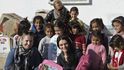 Češky Klicperová, Kutilová a Štuková vyrazily do Sýrie a Iráku: Dětem z Kobani přivezly pomoc