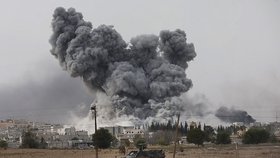 Výbuchy v Kobani: Boje mezi Kurdy a džihádisty zuří dál